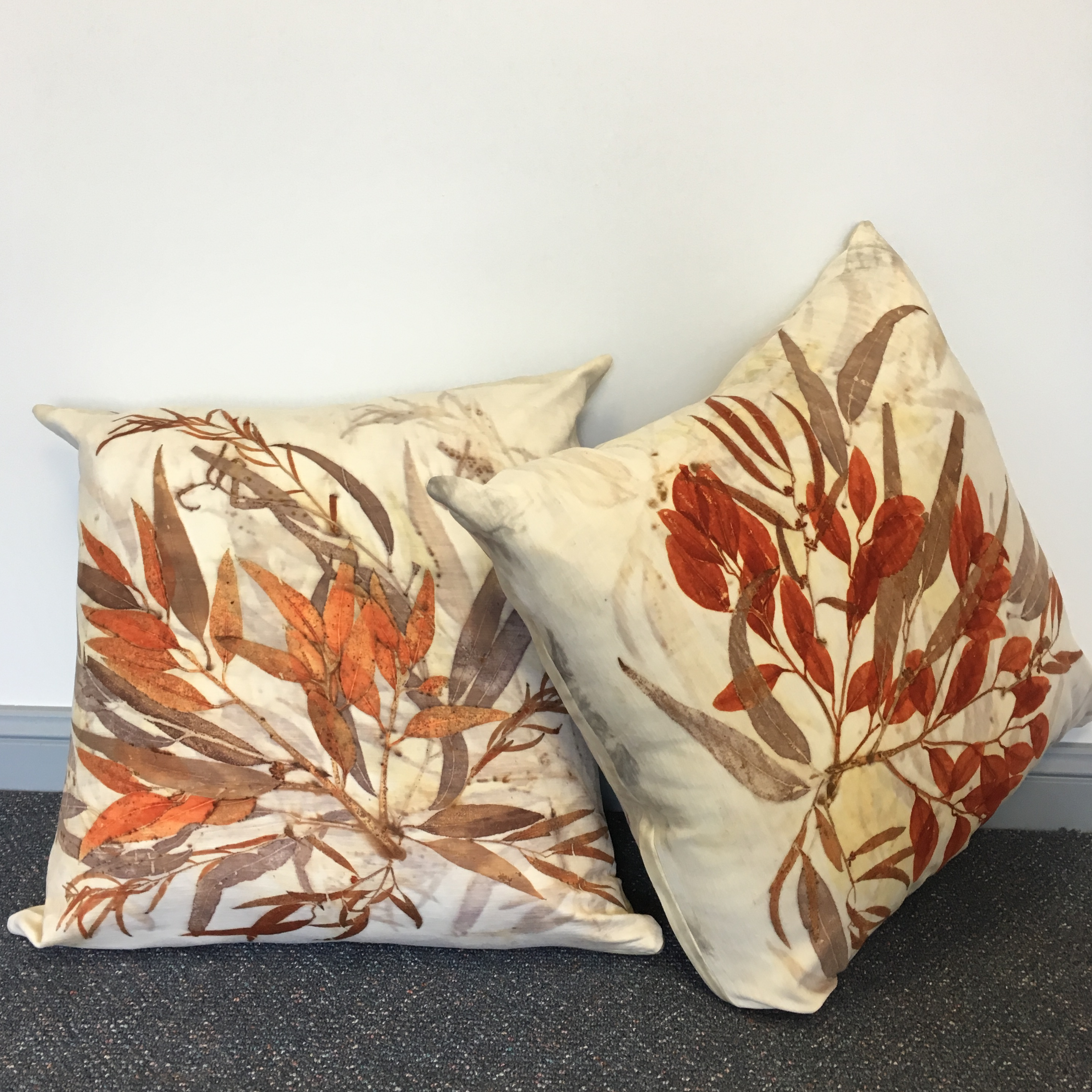 Cushion cover Eucalyptus leaves