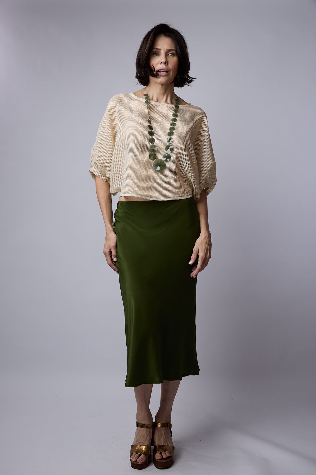 Alexis skirt olive front view