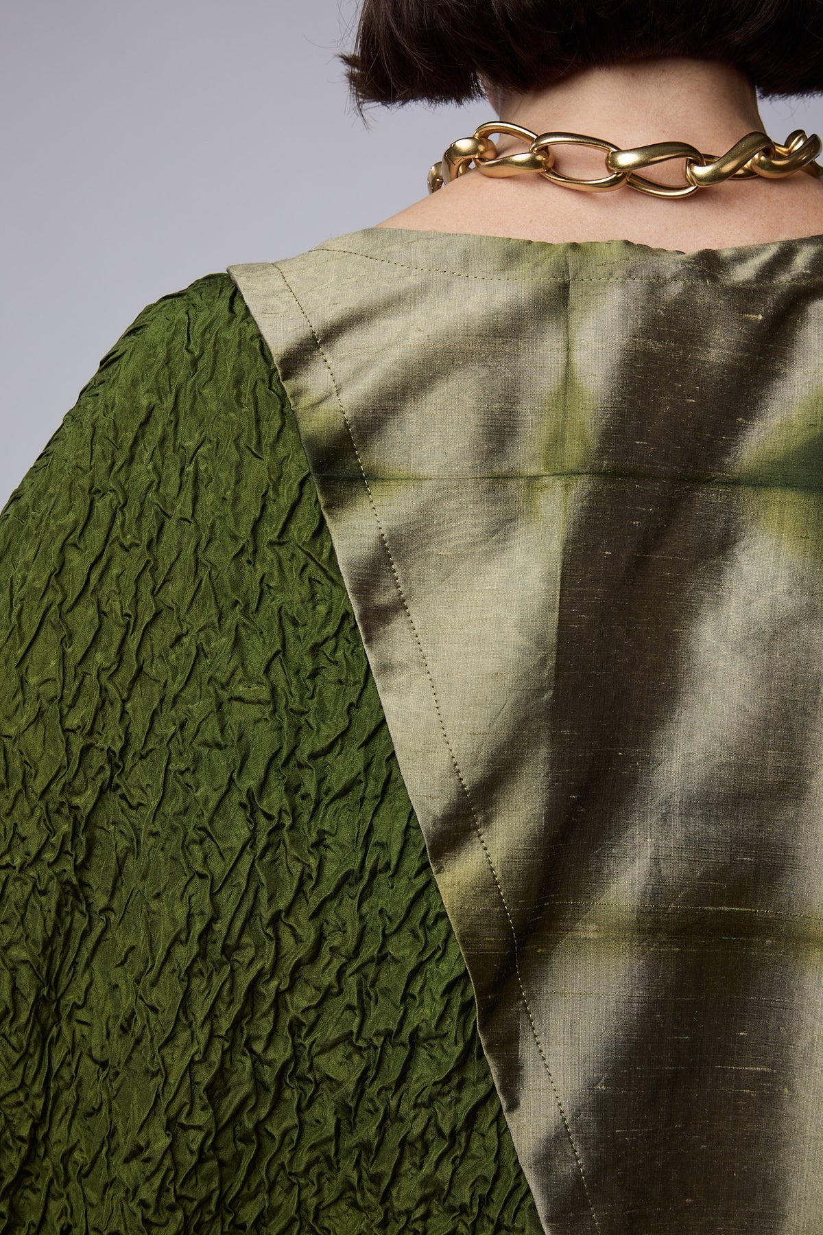 Anka top back detail