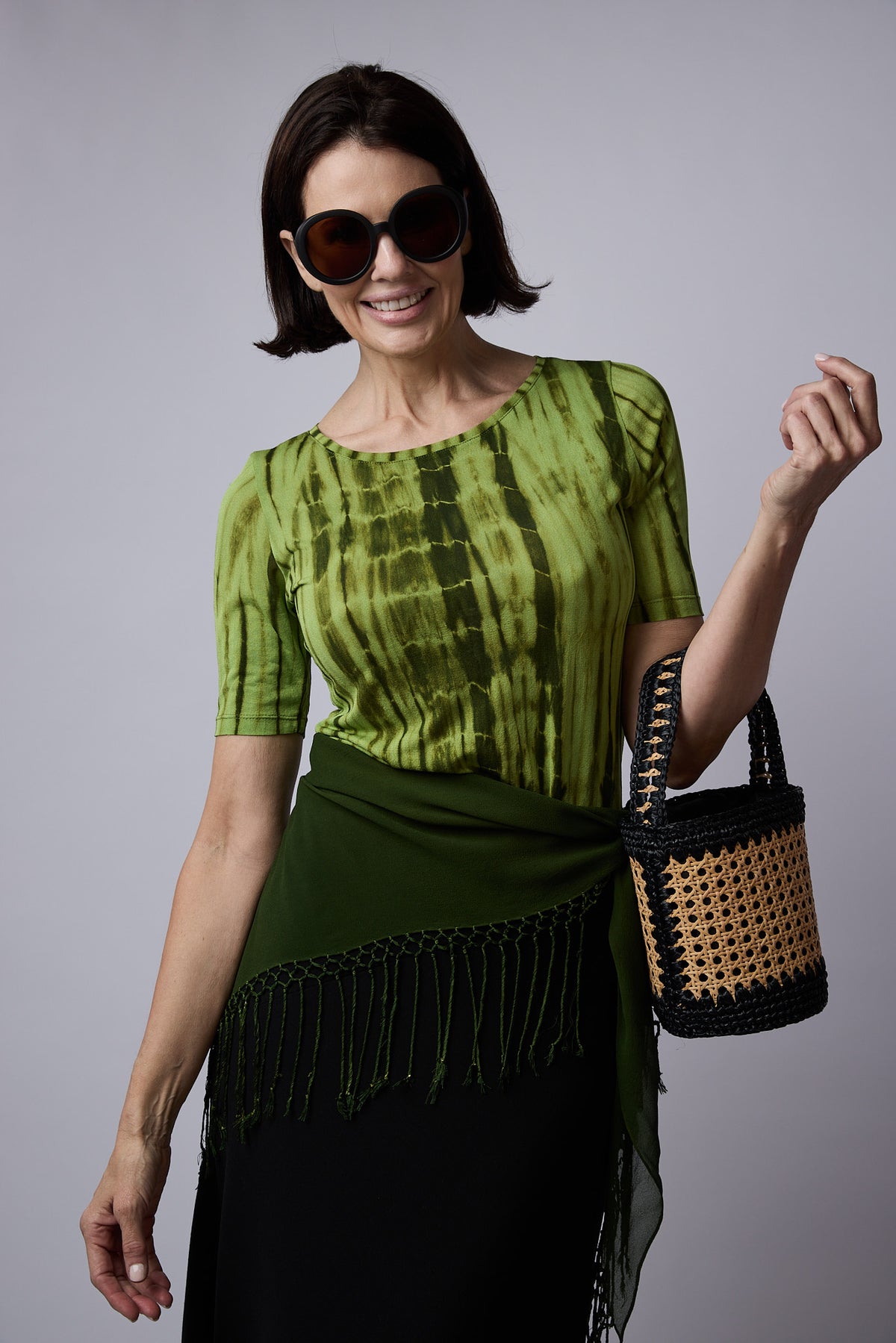 Artemis top out shopping