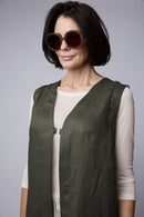 Remy vest front detail